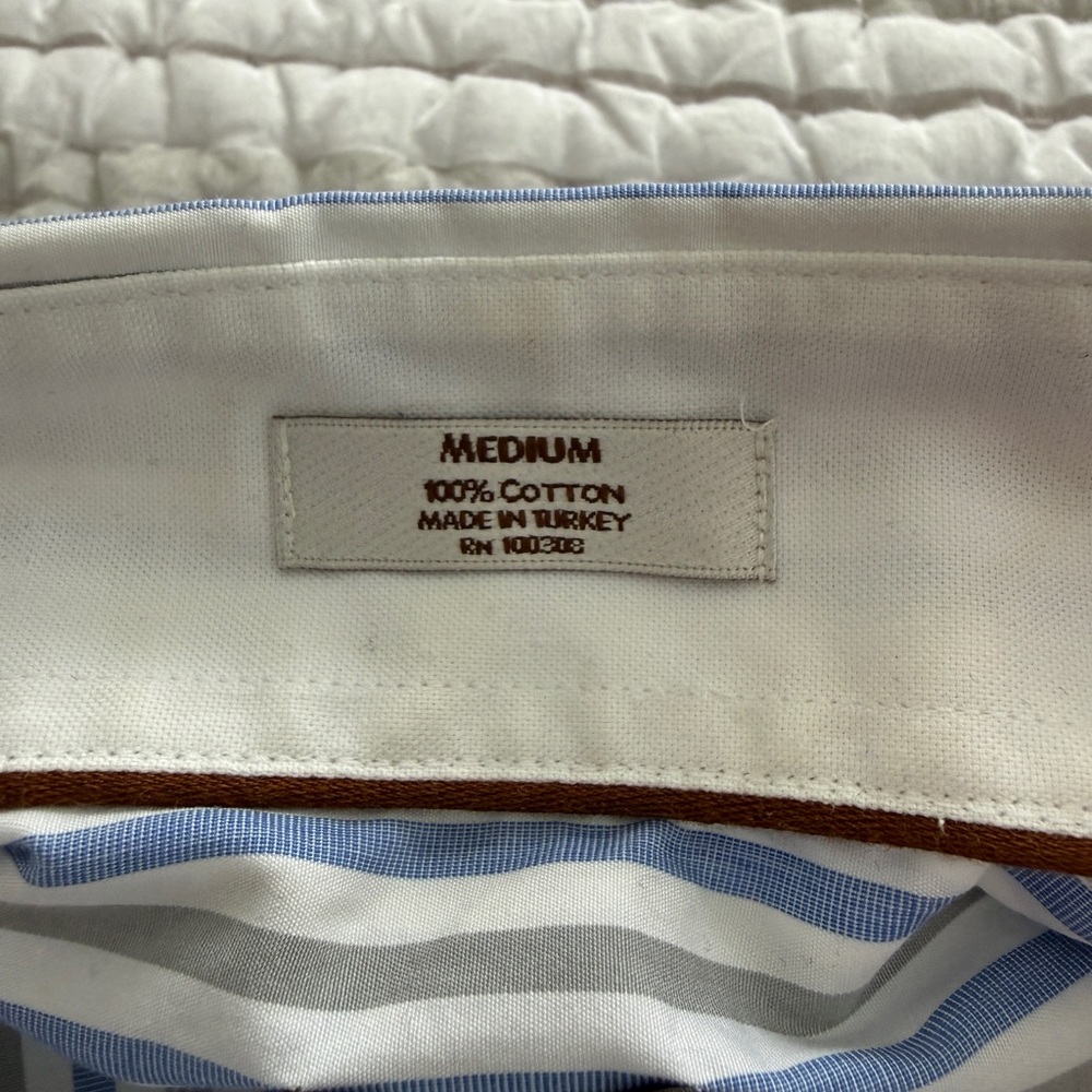 Men’s Peter Millar Blue and White Vertical Stripe Dress Shirt, Size Medium - Picture 7 of 8